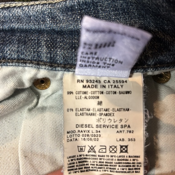 Diesel industry Women’s  Ravix Flared Jeans Size W32xL34 Hemmed to L28” - Picture 4 of 8